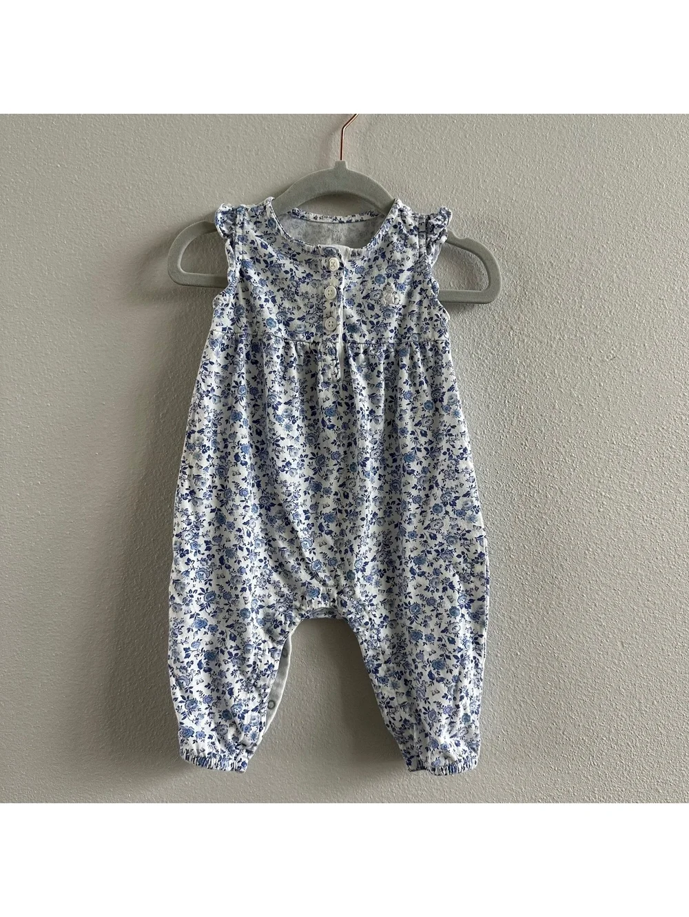 Gap Baby girl Floral One Piece Romper 3-6M
